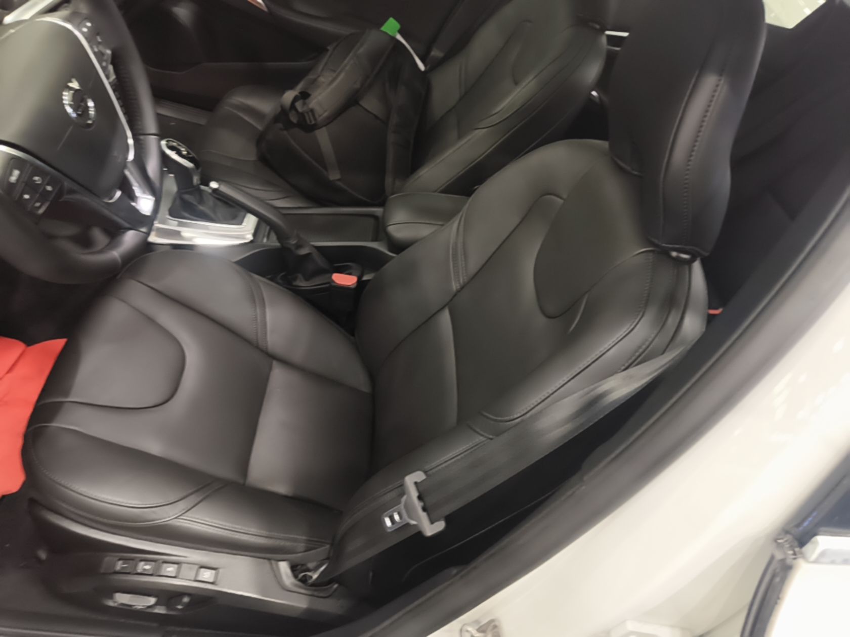 Vordere Reihe im Auto