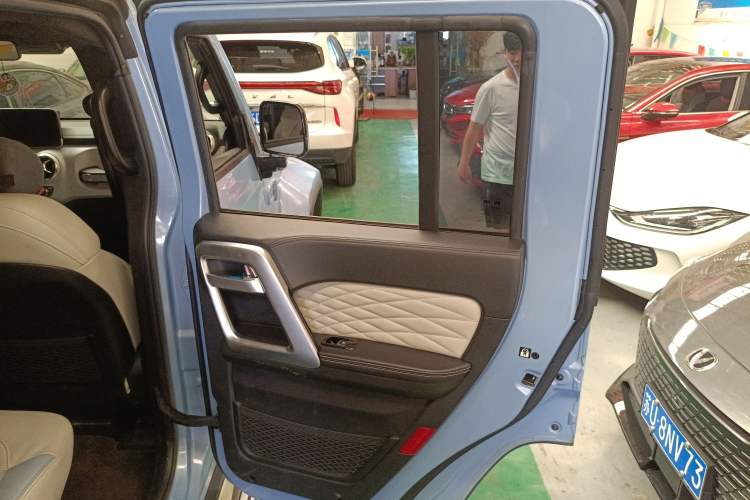 Used BAIC Off-Road BJ40 2023 2.0T Automatic Four-Wheel Drive Urban Hunter Edition Chivalrous Type