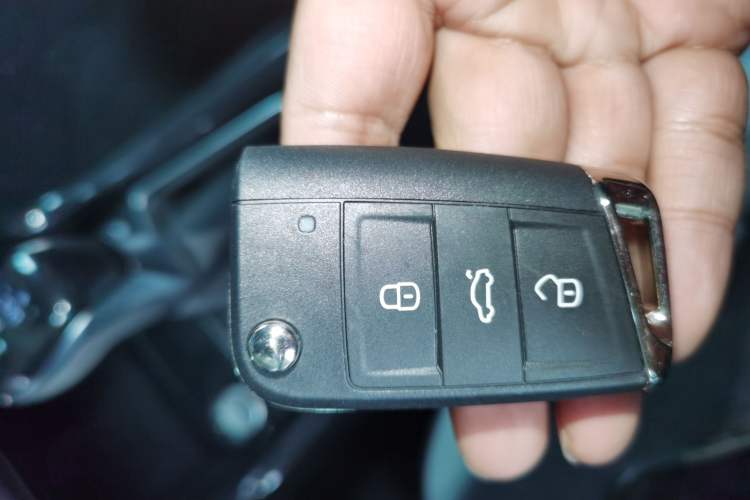 Used Volkswagen Tharu 2026 Model Xinrui 1.5L Ruiyi Edition Vehicle Key