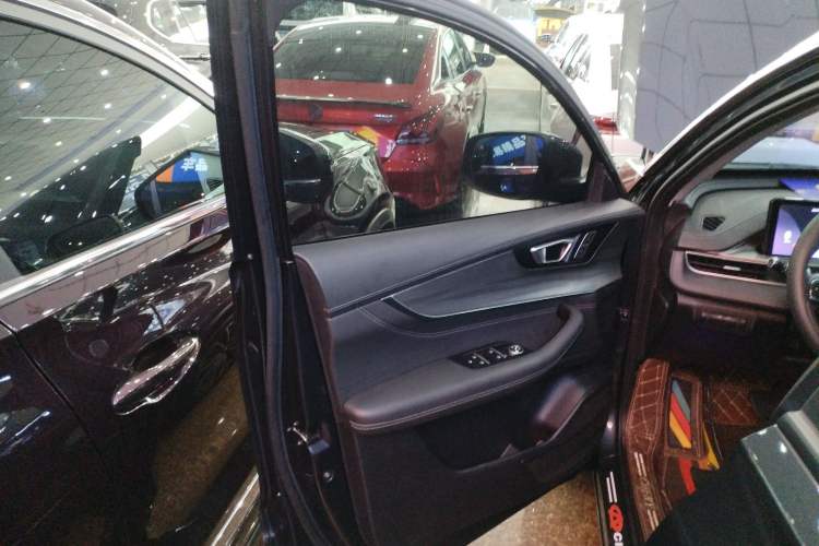 Used Chery Tiggo 8 PLUS 2022 290TGDI DCT Haoting Edition