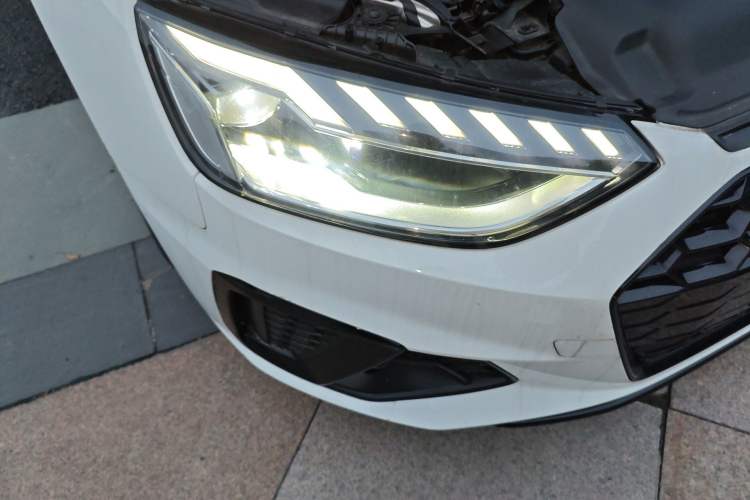 Used Audi A4L 2022 40 TFSI Luxury Dynamic Model
