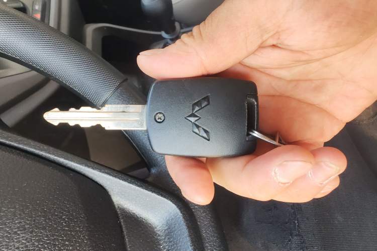 Used Wuling Hongguang V 2022 1.5L Jingqu Edition Electric-Assist LAR
