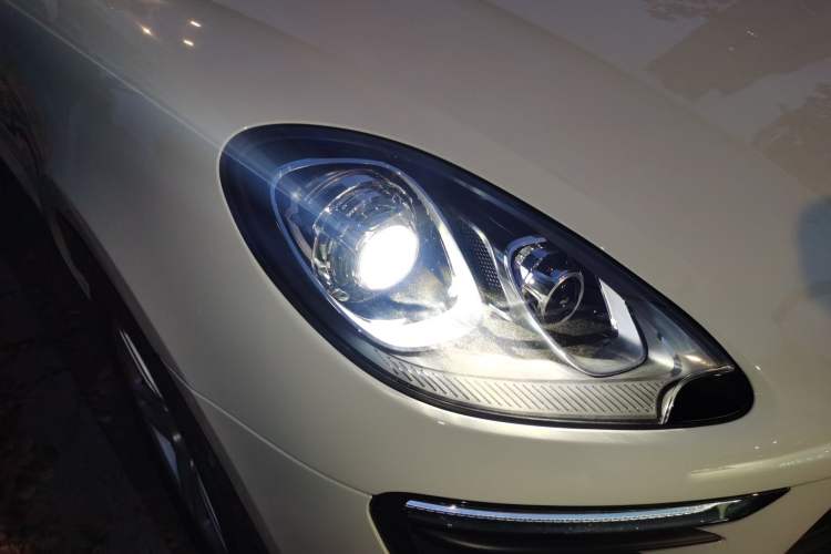 Used Porsche Macan 2017 Macan 2.0T
