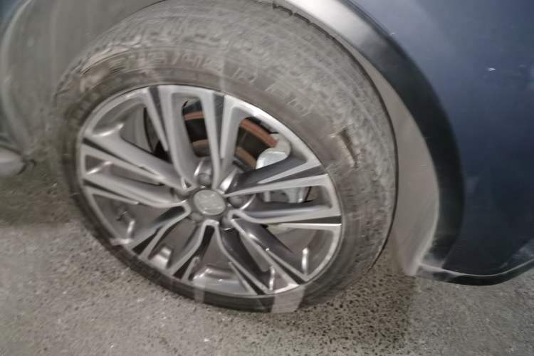 Used BYD Tang 2019 2.0T Automatic SmartConnect Prestige 7-Seater China VI Standard