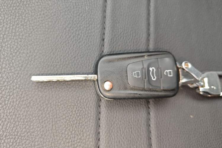 Used Roewe 350 2014 1.5L Manual Xunchi Edition