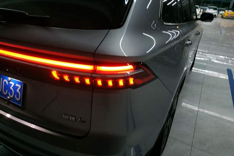 Used Geely Auto Monjaro L 2024 2.0TD High-Power Automatic Two-Wheel Drive Skyline Edition Exterior 3