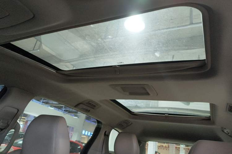 Used Buick GL8 2014 3.0L GT Luxury Business Haoya Edition Headliner