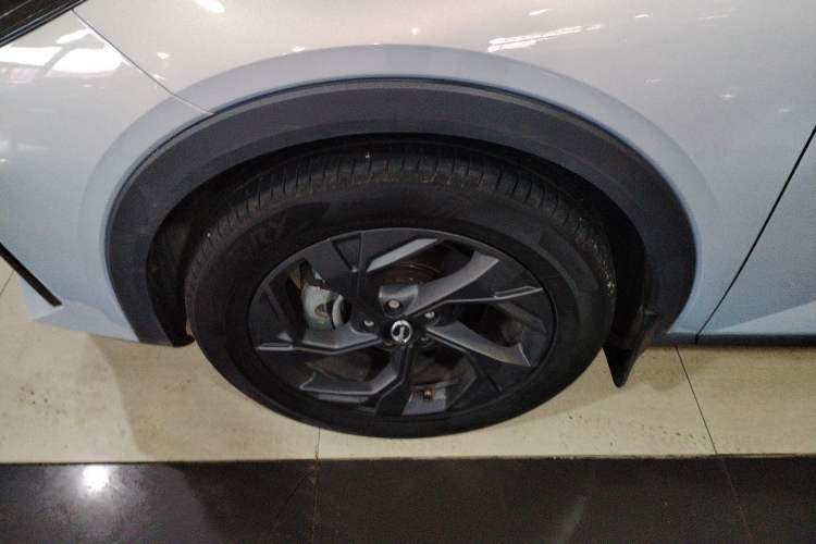 Used GAC Trumpchi GS3 2023 Shadow Speed 270T Enjoyment Edition Left Front Wheel Hub