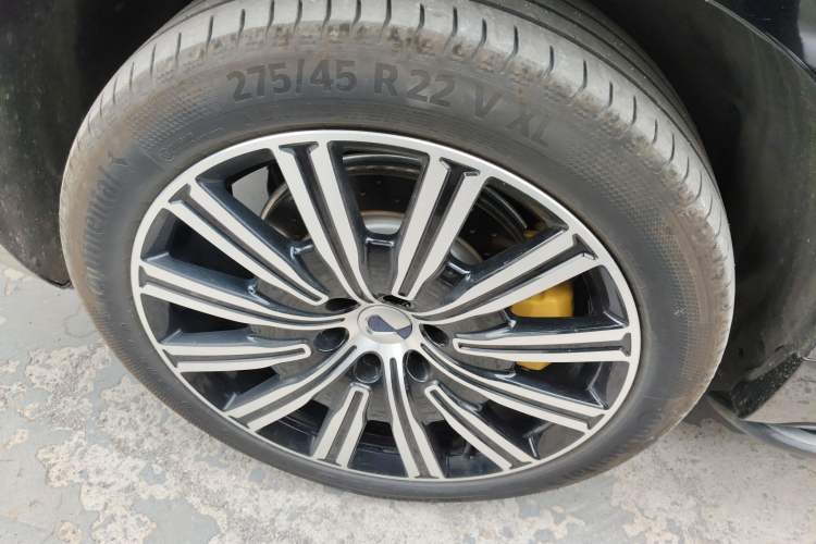 Used Denza N9 2025 Flagship Model
