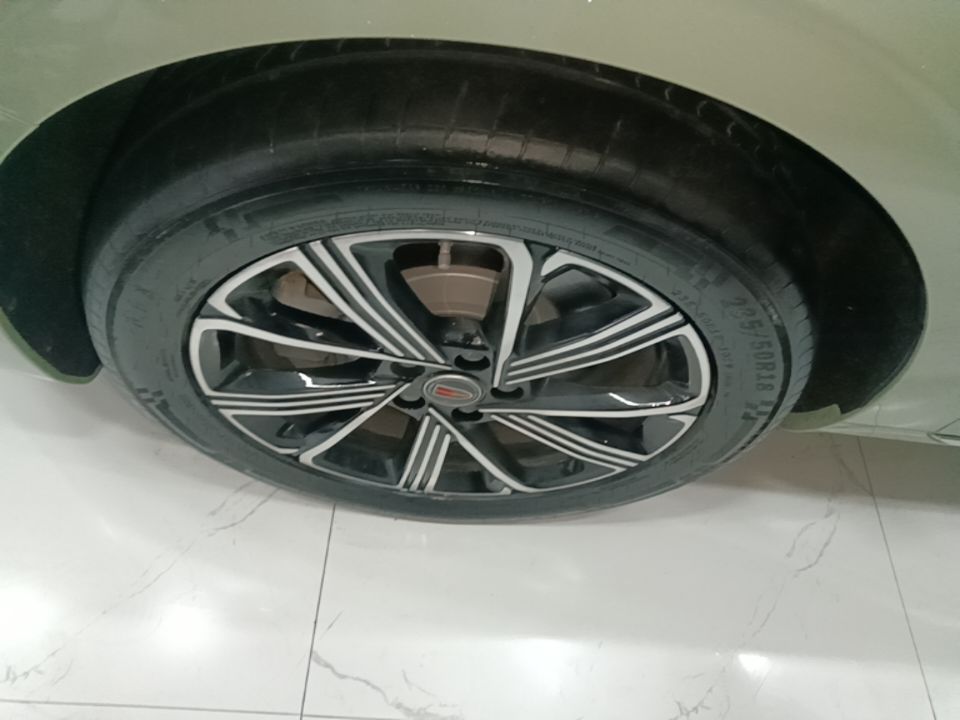 Hongqi H5 PHEV 2025 170 Super Hybrid Version — снимка 10