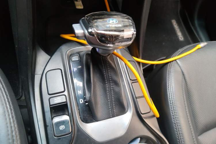 Used Hyundai Santa Fe 2015 2.0T Automatic All-Wheel Drive Smart Version 5 Seats
