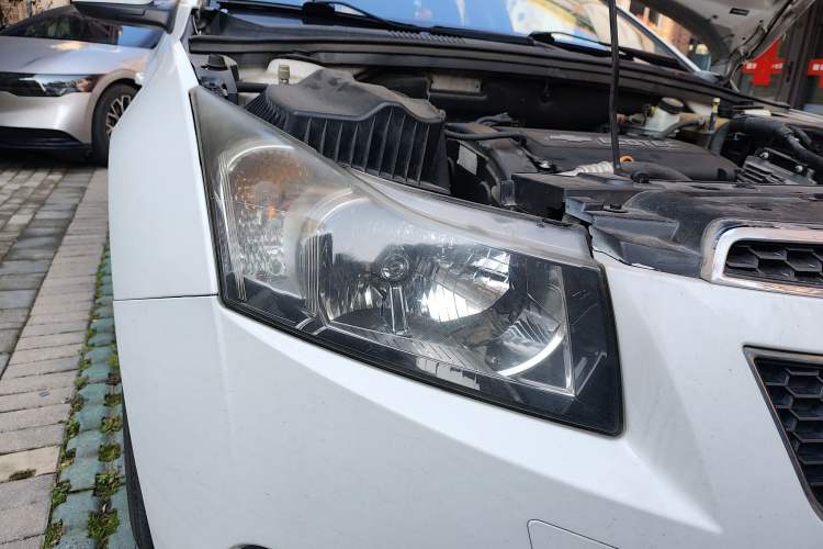 Used Chevrolet Cruze 2013 Hatchback 1.6L Automatic Luxury Model
