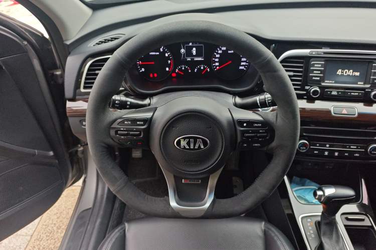 Used Kia K4 2014 1.6T Automatic Turbo Steering Wheel