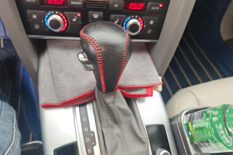 Used Audi A6L 2011 2.0 TFSI automatic Comfort trim