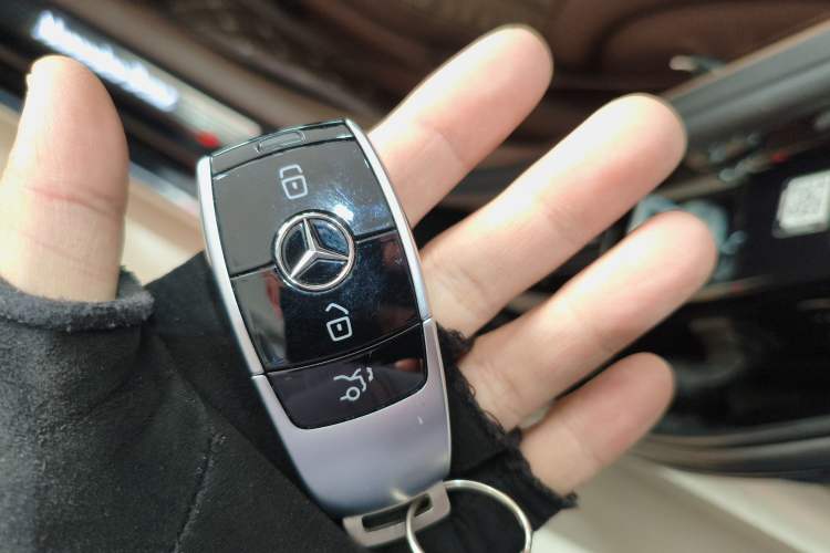 Used Mercedes-Benz E-Class 2019 E 300 L Luxury Model