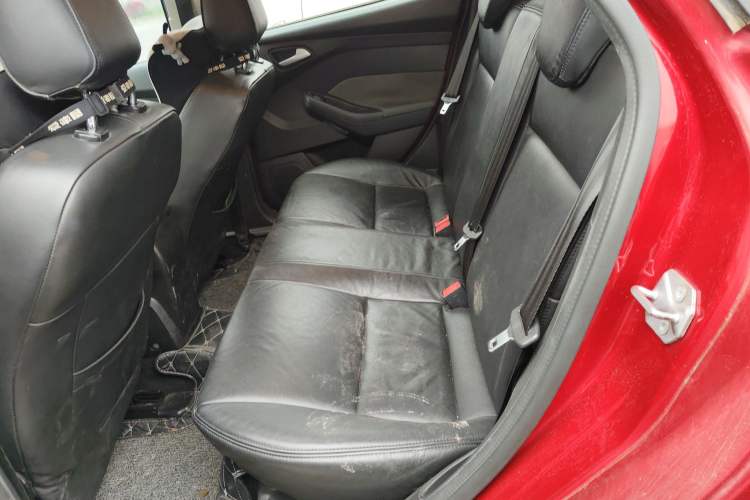 Used Ford Focus 2012 Hatchback 1.6L Manual Comfort Model
