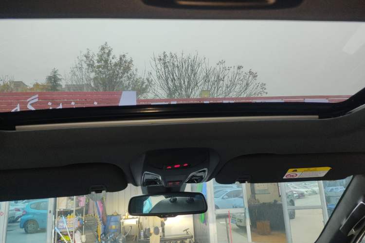 Used SAIC MAXUS D90 Pro 2023 2.0T Diesel 4x4 Comfort Edition 7-Seater
