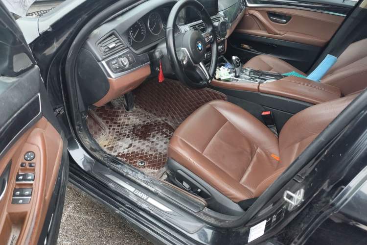 Used BMW 5 Series 2014 520Li Elegant Model Left Front Seat