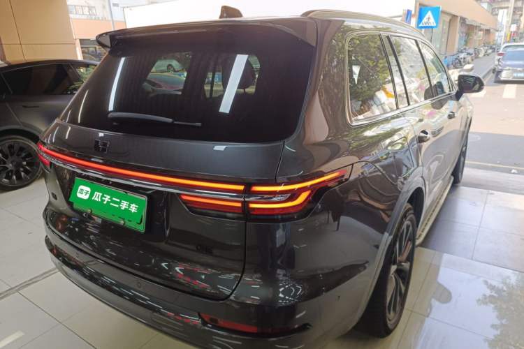 Used Li Auto ONE 2021 Extended-Range 6-Seater Version Rear Right 45 Deg