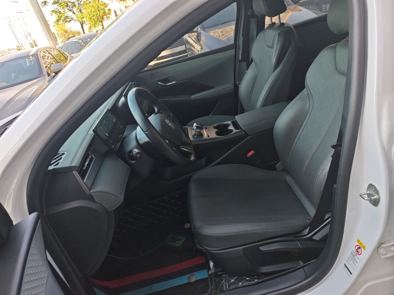 BYD Qin PLUS 2025 DM-i Smart Drive 55KM Leading Model — снимка 17