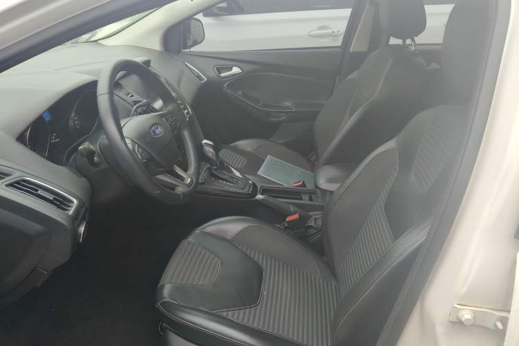 Used Ford Focus 2015 Sedan 1.6L Automatic Trend Model