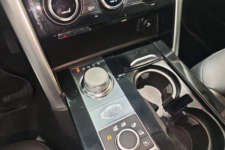 Used Land Rover Discovery 2020 3.0 SC V6 SE