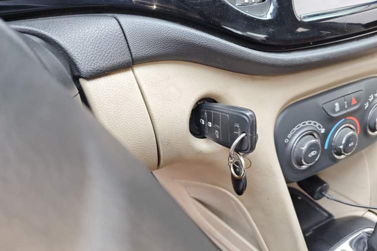 Used Fiat Viaggio 2012 1.4T Automatic Jingxiang Edition
