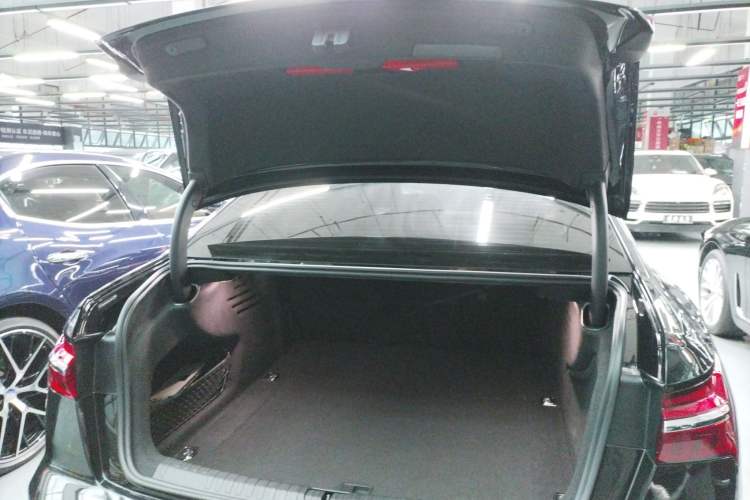 Used Audi A6L 2023 40 TFSI Luxury Dynamic Model
