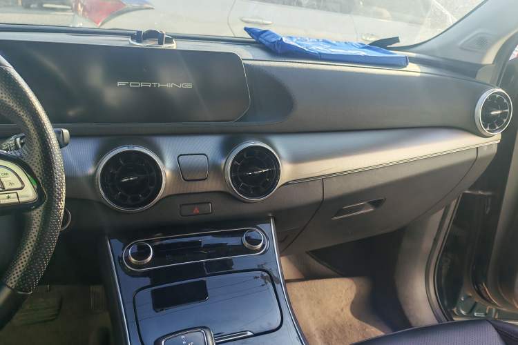 Used FORTHING T5 2021 1.5T Automatic Prestige Model