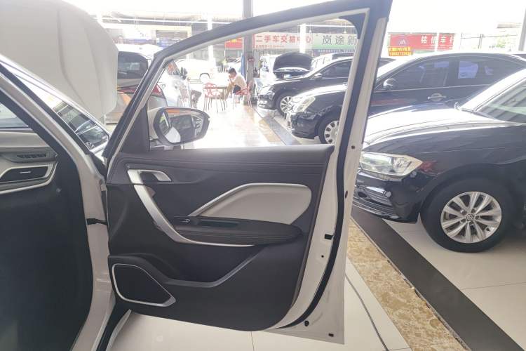 Used Geely Auto Jiajie 2021 1.8TD DCT Luxury Model
