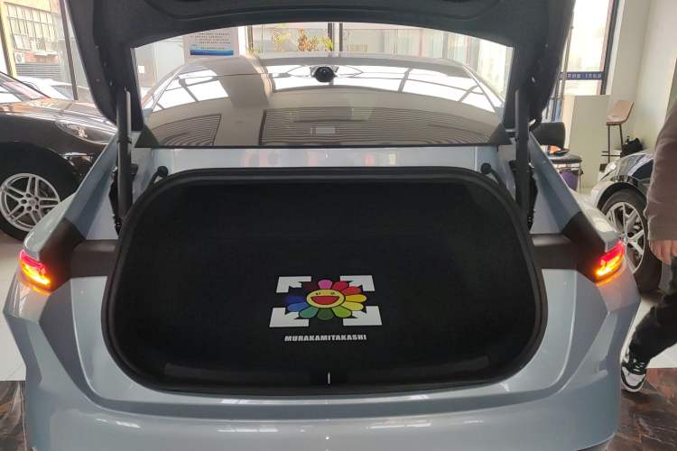 Used Nio ET5 2022 75 kWh Trunk