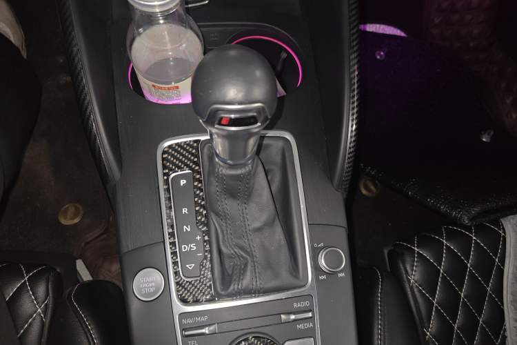 Used Audi A3 2020 Limousine 35 TFSI Sporty Version China VI Gear Lever