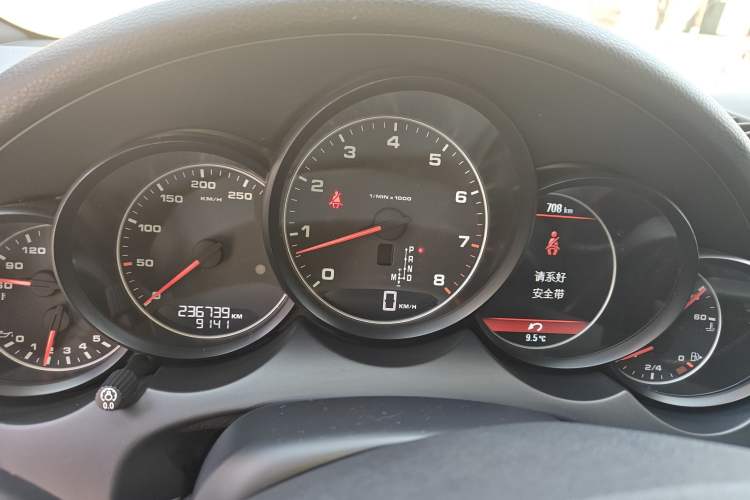 Used Porsche Cayenne 2014 Cayenne Platinum Edition 3.0T