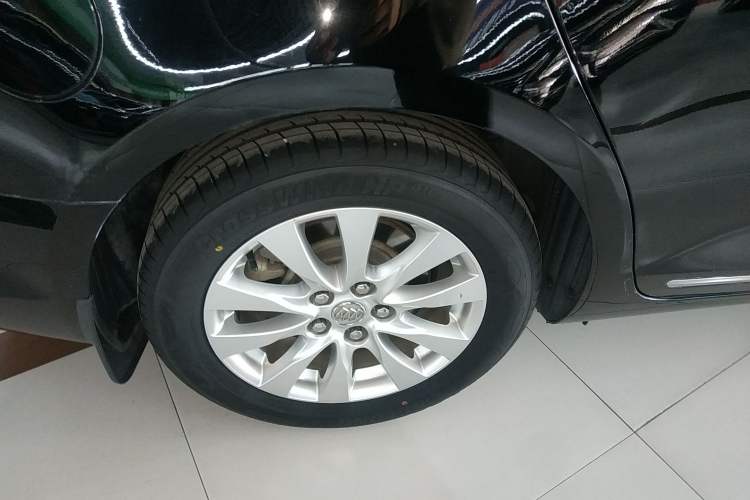 Used Buick LaCrosse 2013 2.4L SIDI Elite Comfort Version