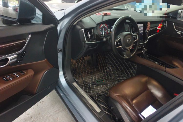 Used Volvo S90 2018 T4 Zhiyuan Edition
