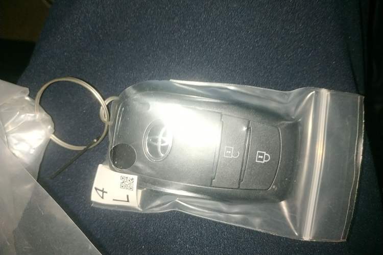 Used Toyota FRONTLANDER 2024 2.0L Smart Electric Hybrid Dual-Engine Luxury Edition