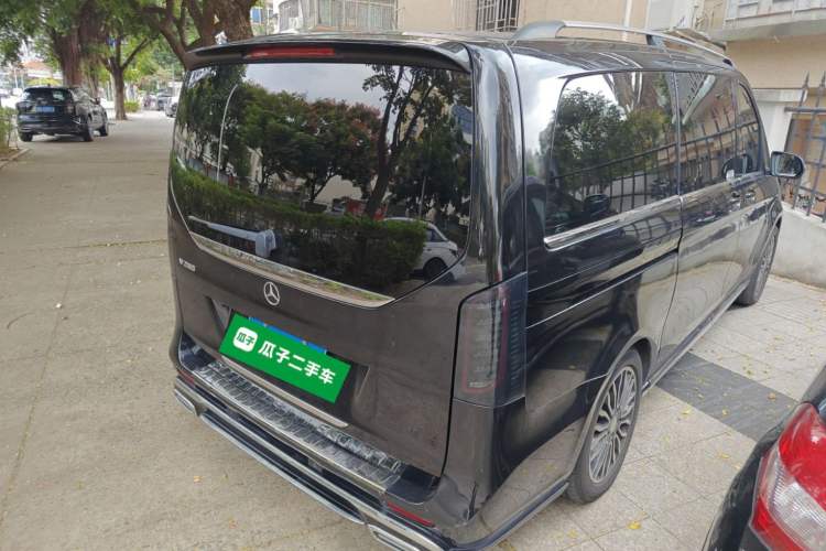 Used Mercedes-Benz V-Class 2018 V 260 Avantgarde Edition China VI