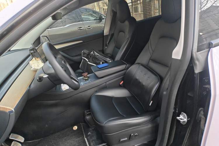 Used Tesla Model Y 2022 Rear-Wheel-Drive Version