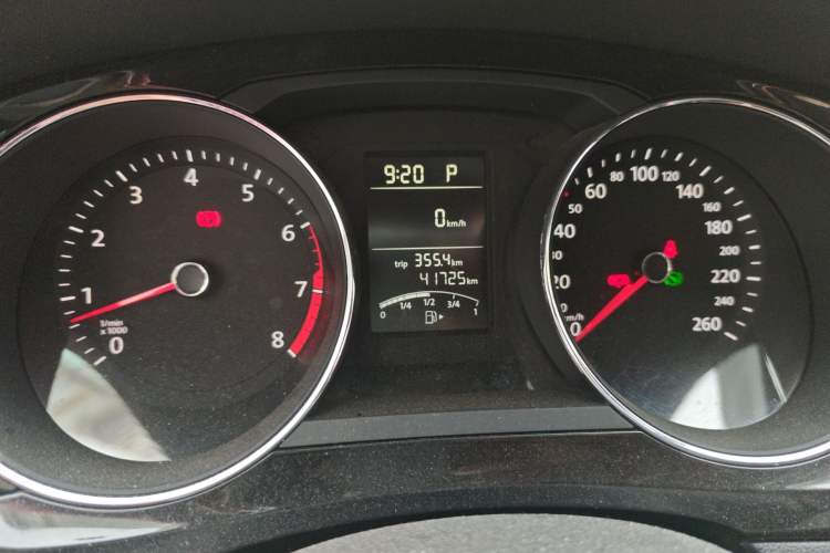 Used Volkswagen Sagitar 2017 1.6L Automatic Comfort Model Instrument Cluster