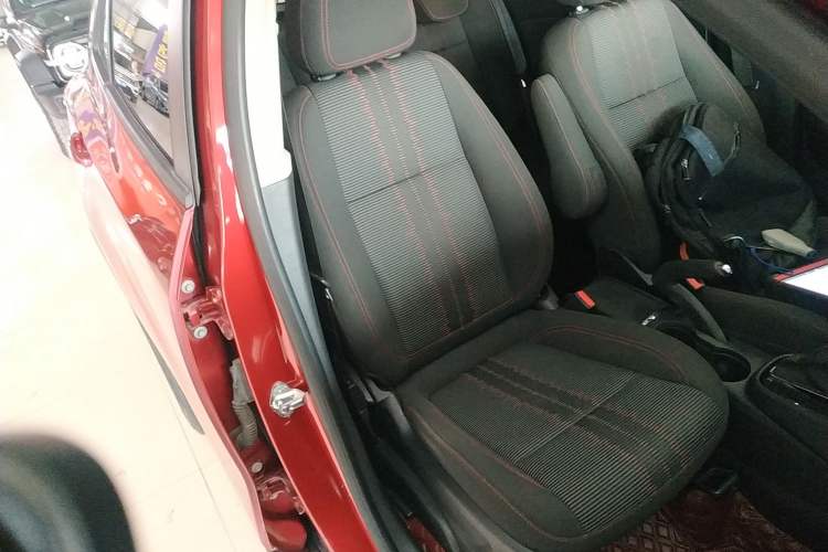 Used Buick Encore 2017 18T Automatic Two-Wheel Drive Urban Leading Model