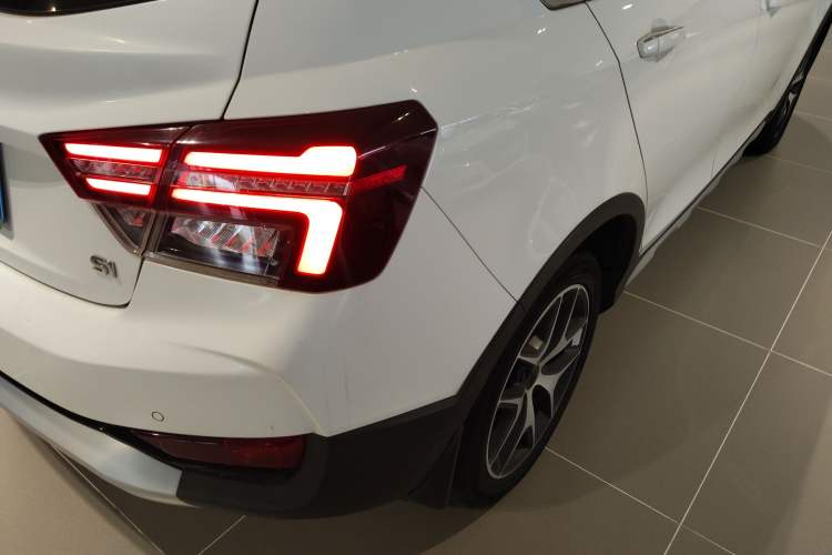 Used Geely Auto Vision S1 2019 Upgraded Model 1.4T CVT Luxury Version