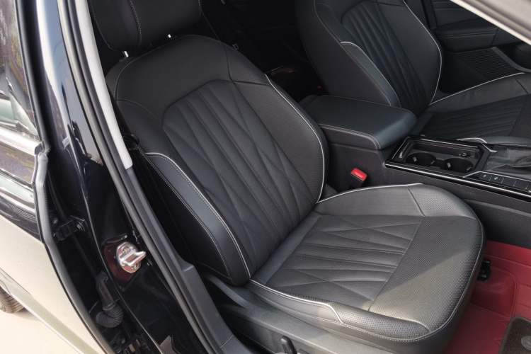 Used Volkswagen Passat 2022 330TSI Luxury Edition
