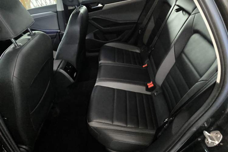 Used Volkswagen Sagitar 2019 280TSI DSG Comfort Version China VI Standard Left Rear Seat