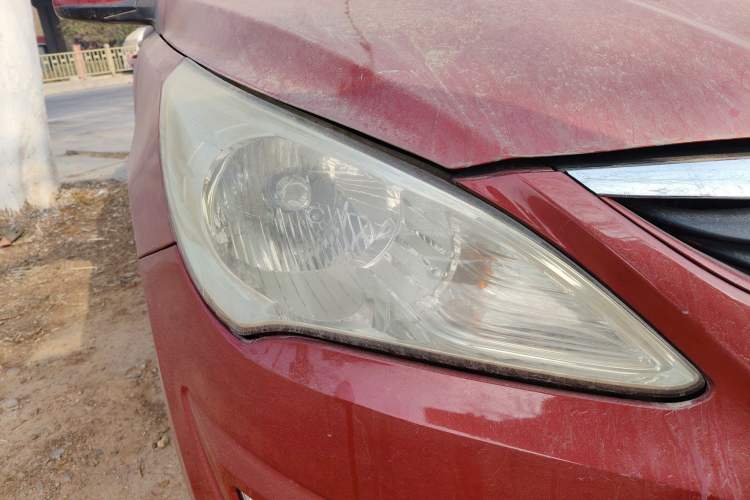 Used Hyundai Verna (older generation) 2010 Sedan 1.4L Manual Comfort GS
