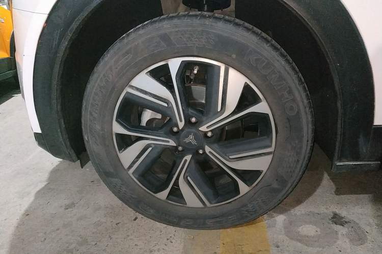 Used NETA U 2022 Zhi400 Pro Ternary Lithium
