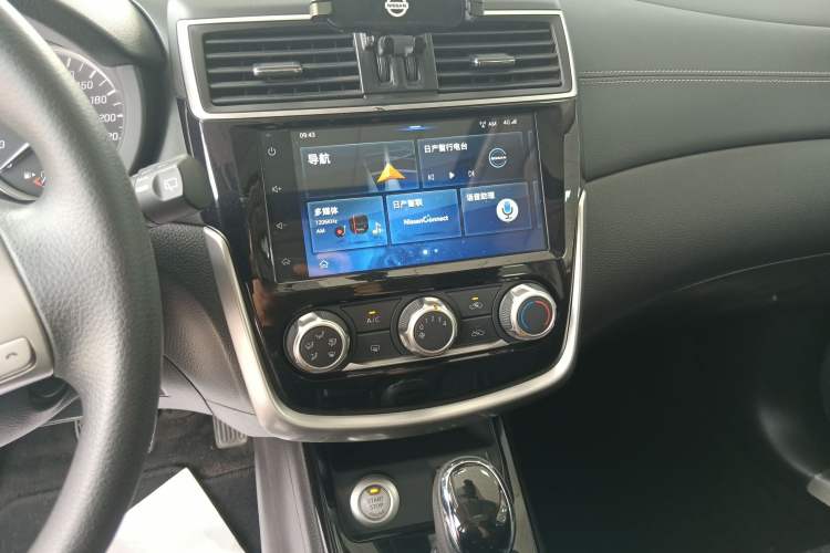 Used Nissan Tiida 2019 1.6L CVT Smart Drive Version China VI Standard
