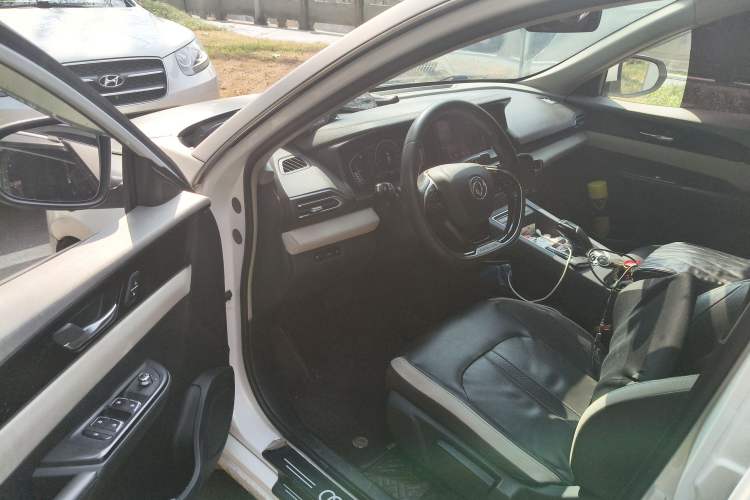 Used Dongfeng Aeolus E70 2021 Revised Version 2 500 Ultra-Comfort Edition Driver Seat