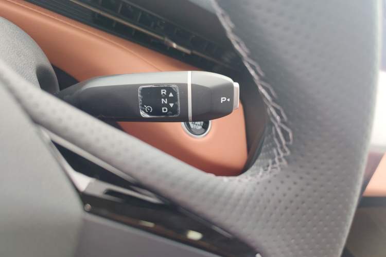 Used CHANGAN Eado PHEV 2025 Smart New Blue Whale 145KM Battleship Edition