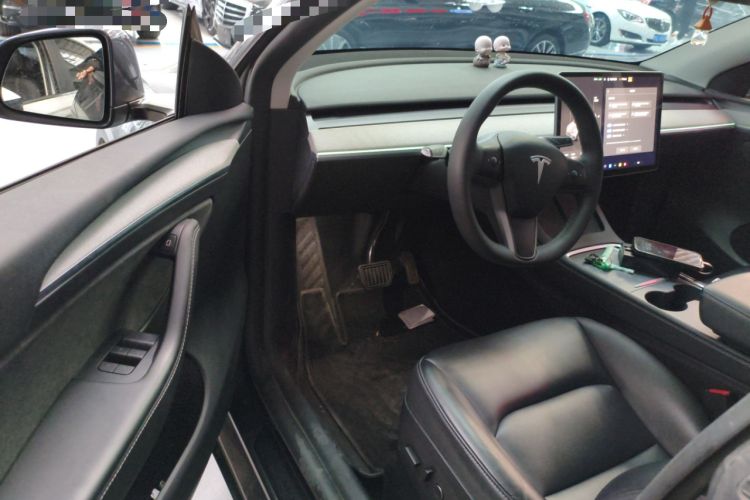 Used Tesla Model Y 2023 Rear-Wheel-Drive Version Driver Seat