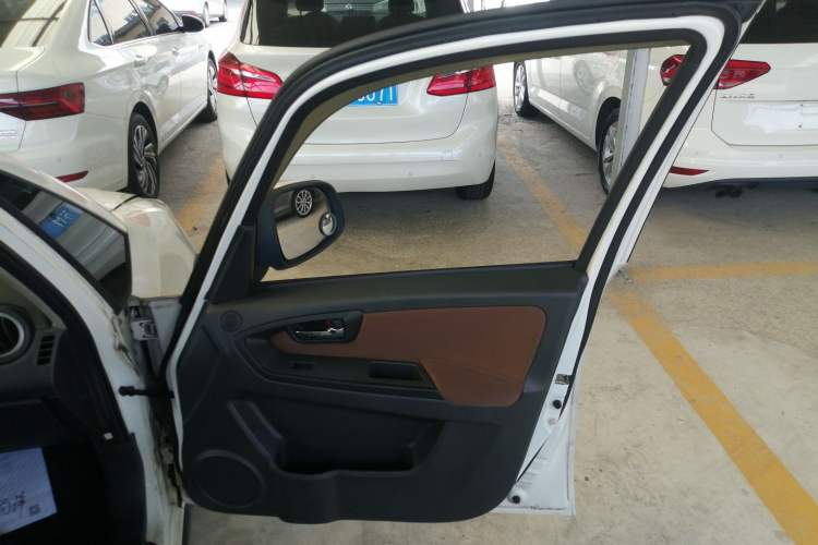 Used Suzuki SX4 2013 1.6L Automatic CoolRide Model
